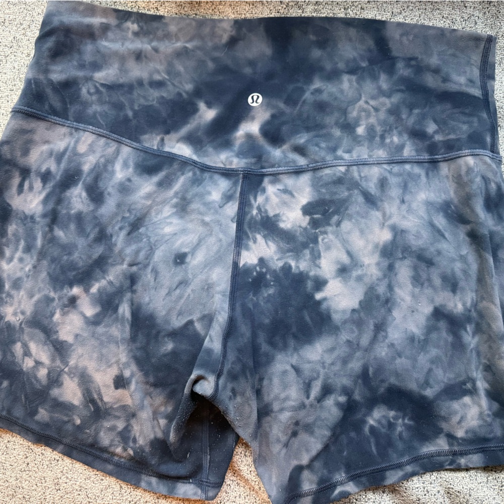 Lululemon Tie-Dye High-Waist bike shorts